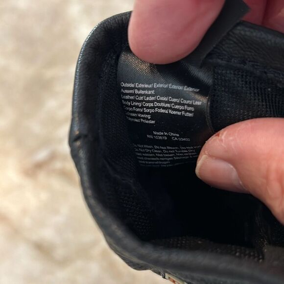 Harley Davidson Black Leather Gloves - Picture 5 of 5